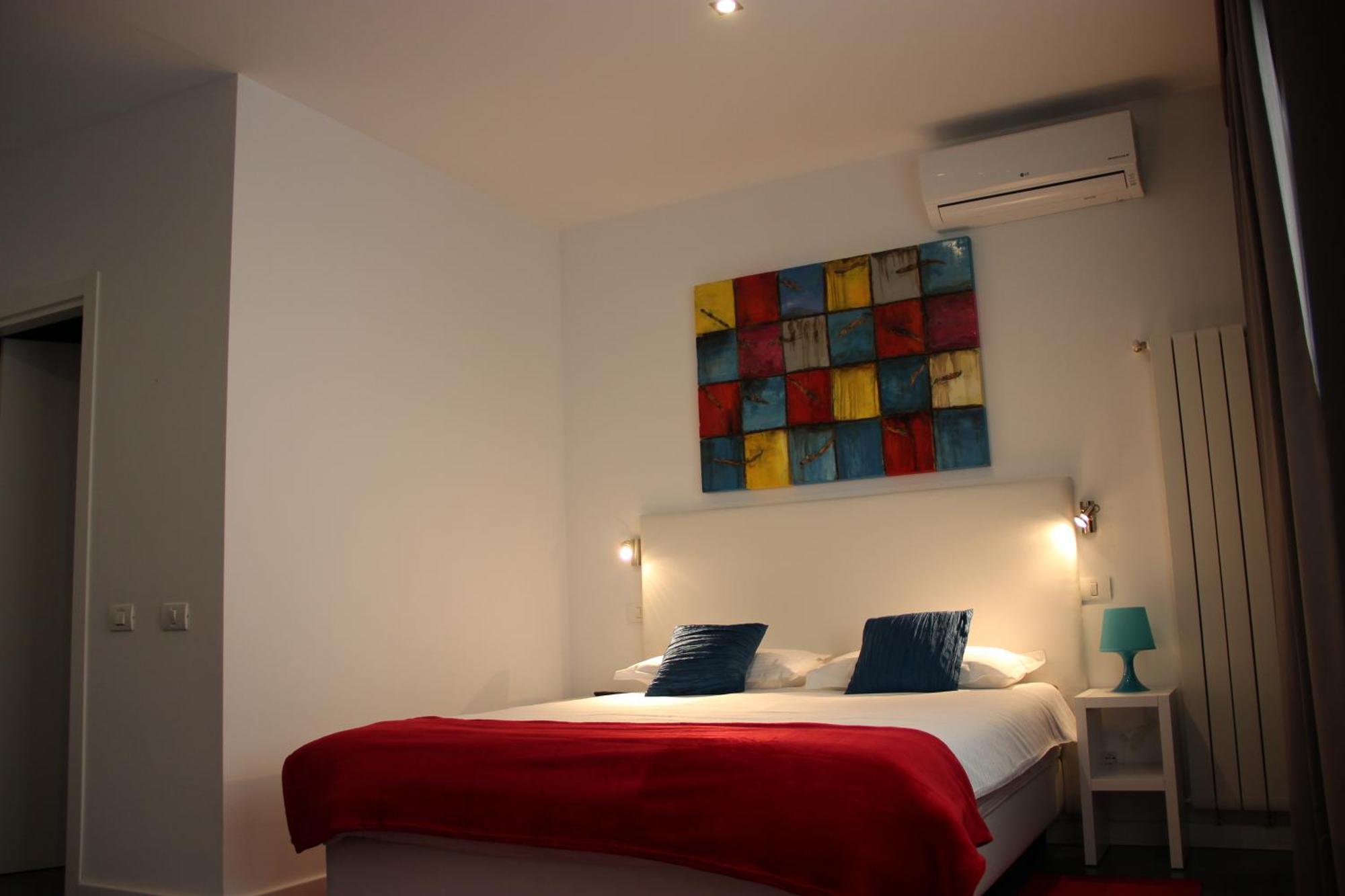 Living Aparthotel Bucarest Camera foto