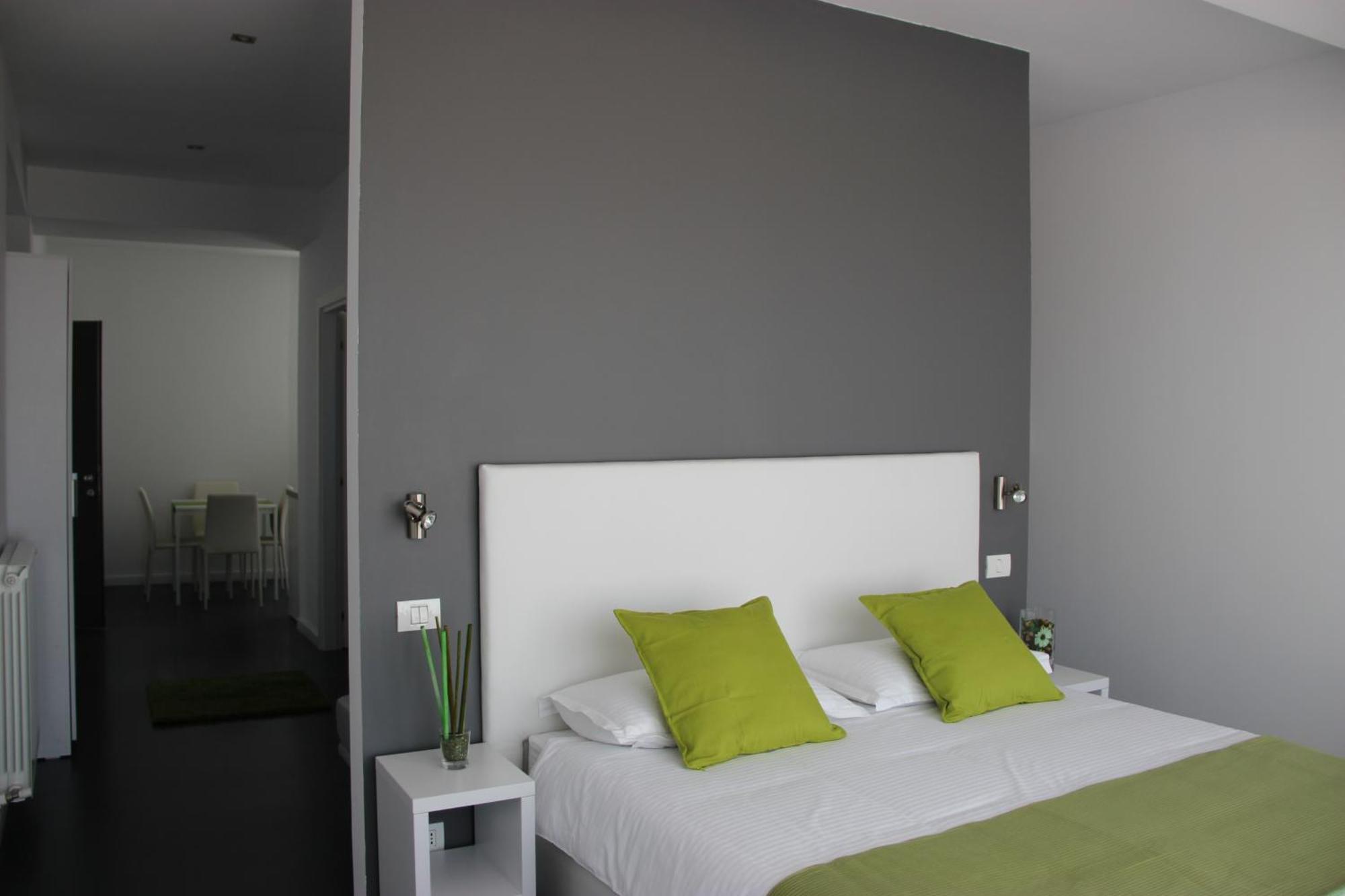 Living Aparthotel Bucarest Camera foto